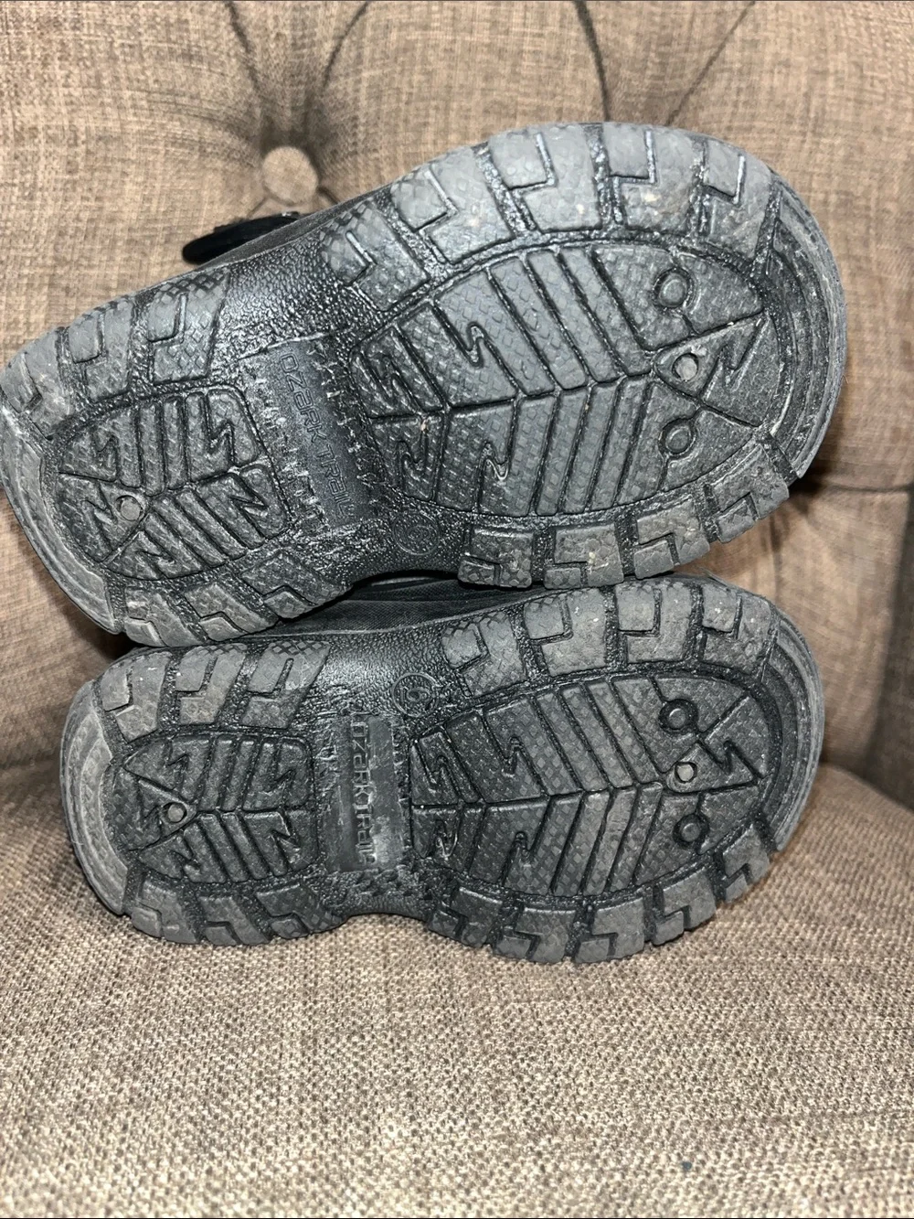 Ozark Trail waterproof toddler shell winter boots size 6